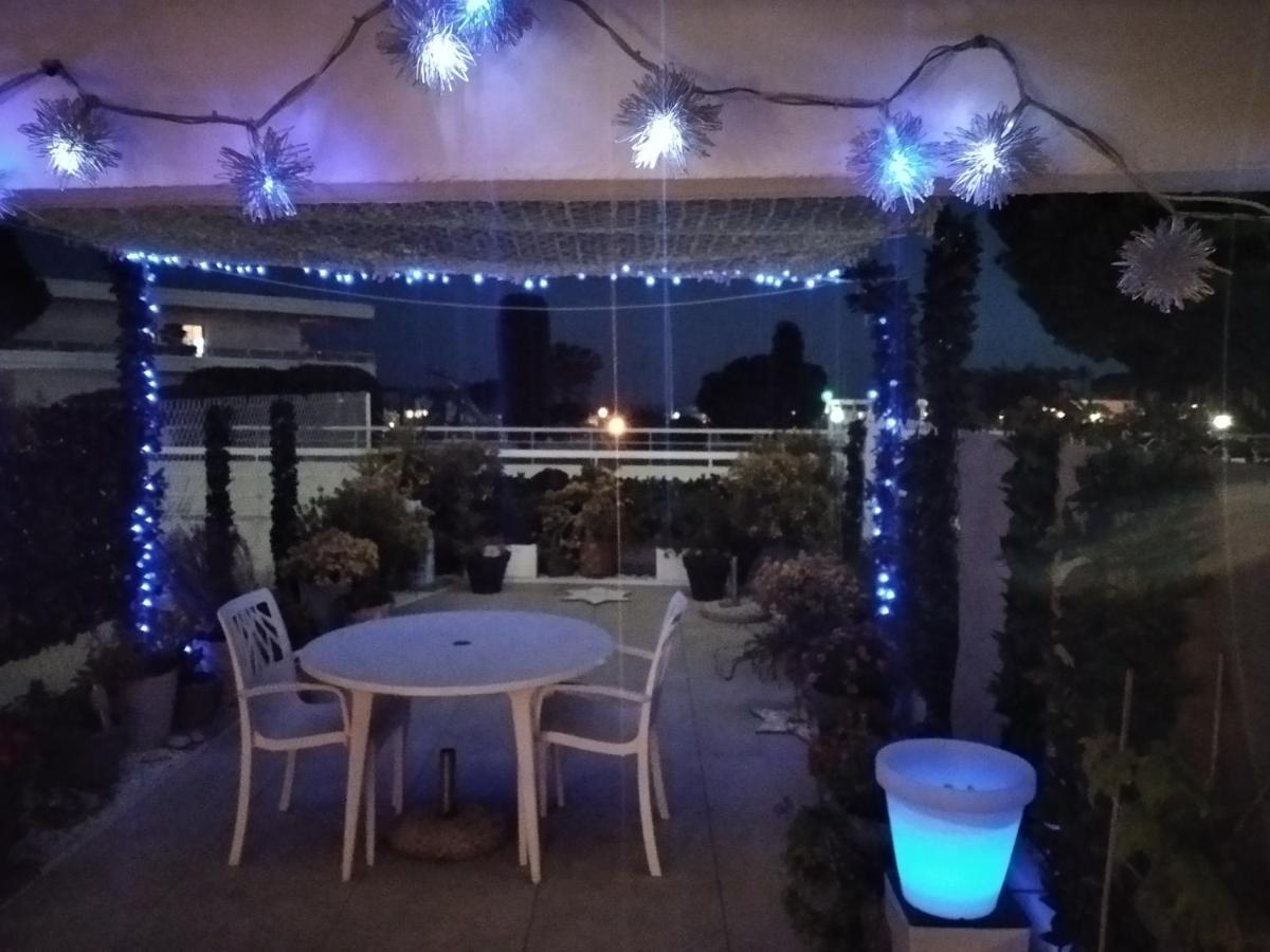 Baie Des Anges Appartement Bis วิลล์เนิฟ-ลูเบ ภายนอก รูปภาพ