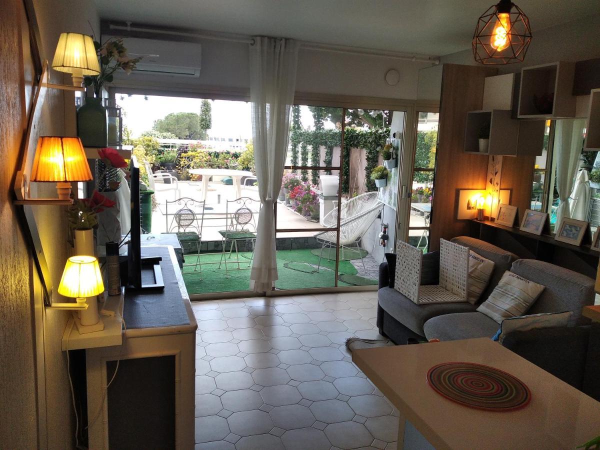 Baie Des Anges Appartement Bis วิลล์เนิฟ-ลูเบ ภายนอก รูปภาพ